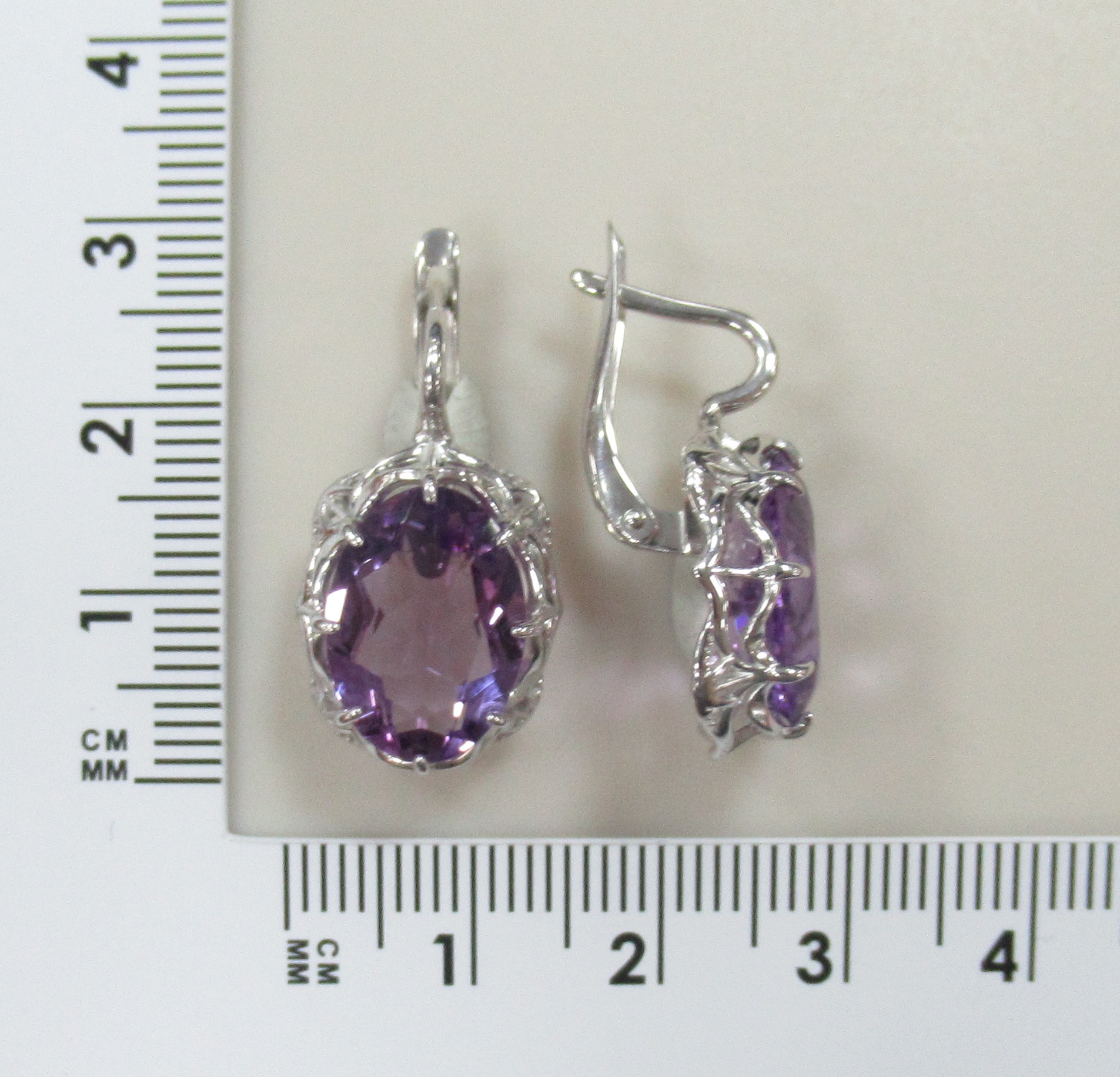 Серебряные серьги с аметистами